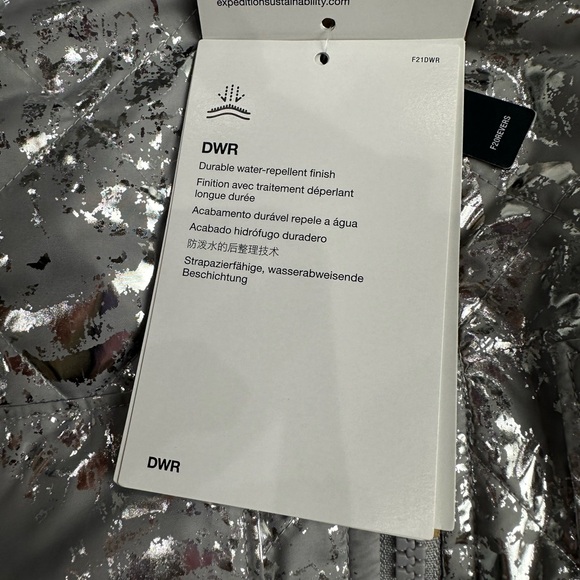 TNF Big Girl Reversible Insulated Coat - Picture 5 of 6